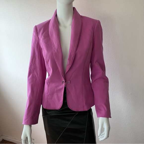 David Meister Jackets & Blazers - EUC David Meister lavender cotton blazer w/colorful Silk lining & snap closure